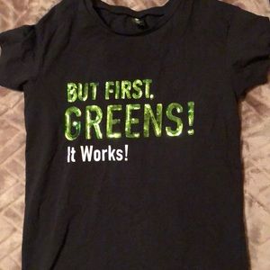 It works short sleeve